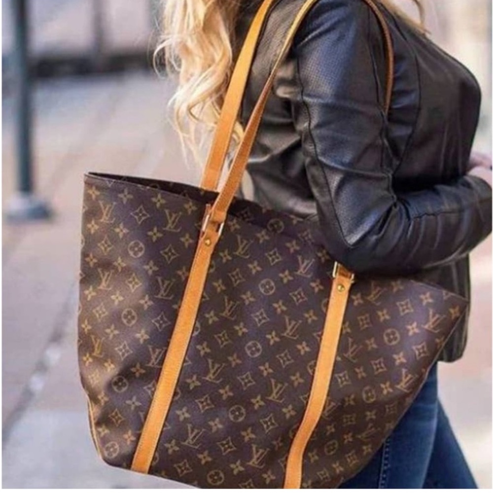 Retired LV extra large tote